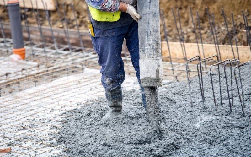 Tuổi Kỷ Mão 1999 nên đổ mái ngày nào tốt nhất 2026?